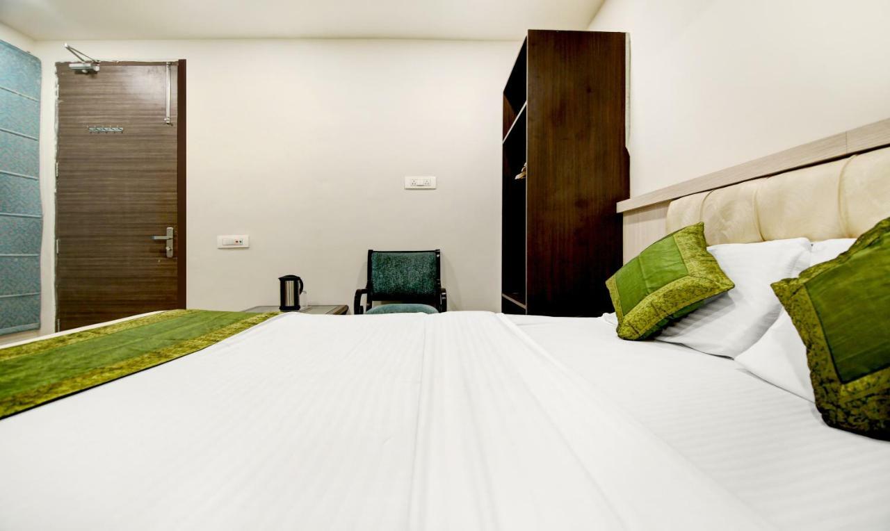 Itsy Hotels Solitaire Ambāla Kültér fotó