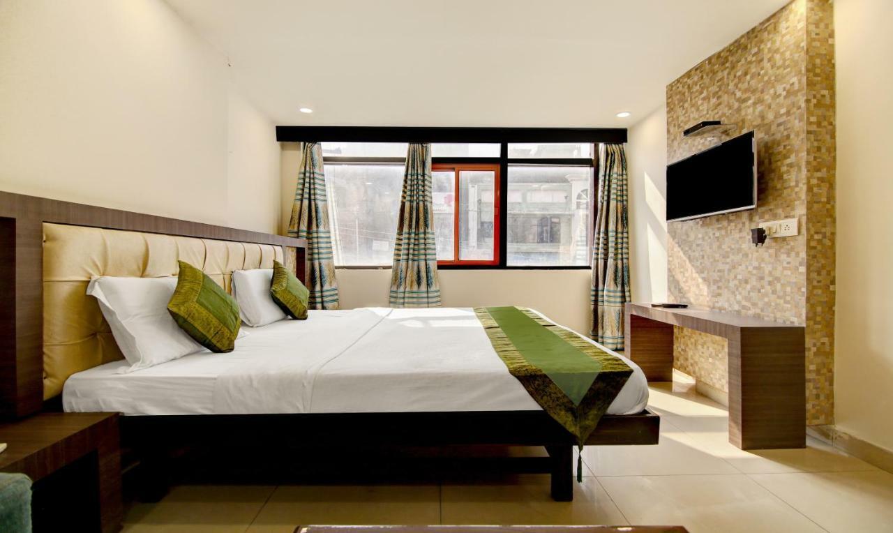 Itsy Hotels Solitaire Ambāla Kültér fotó