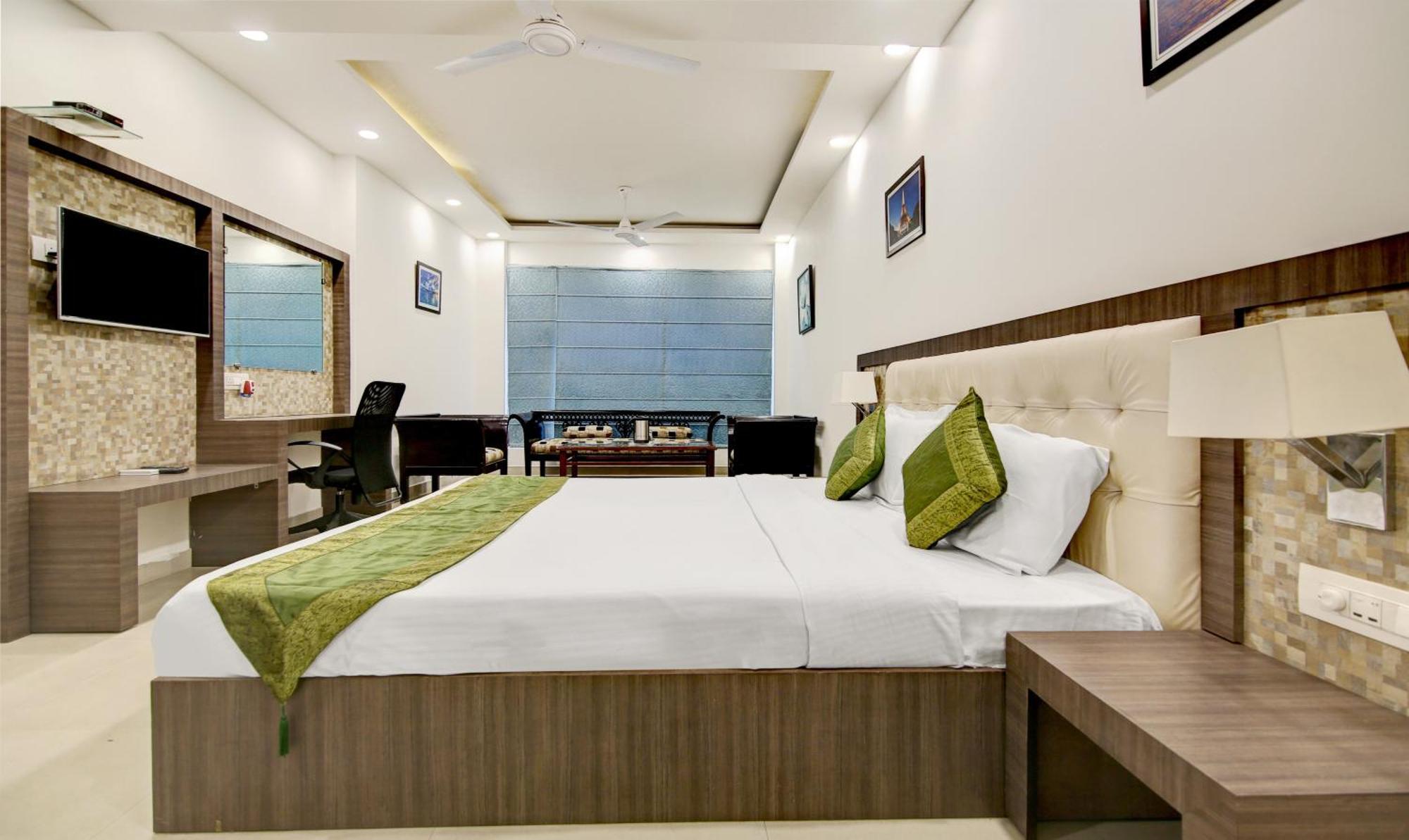 Itsy Hotels Solitaire Ambāla Kültér fotó